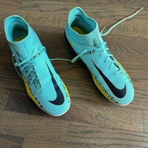 Nike Phantom GT2 soccer cleats